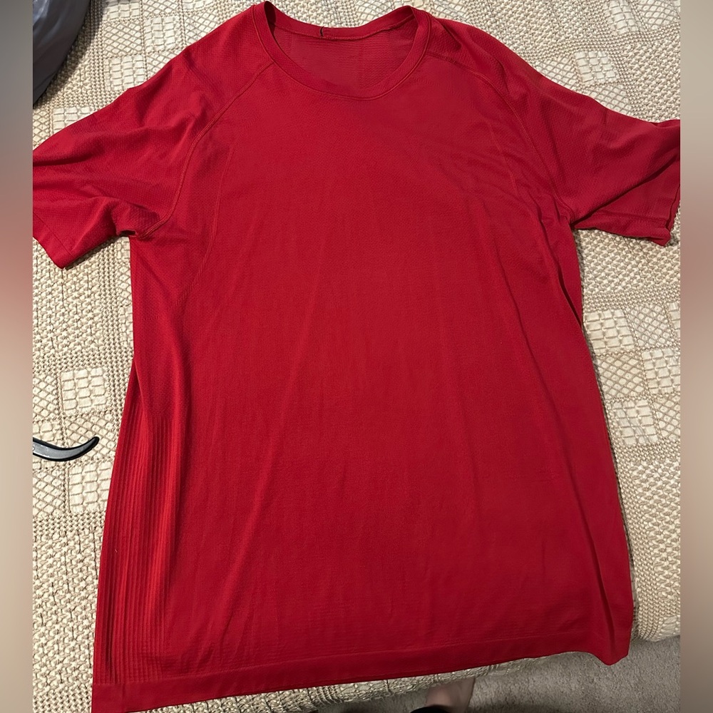 Lululemon shirt